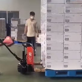 Xe nâng điện mini tại Bắc Ninh