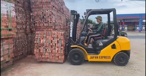 Cho thuê xe nâng hàng tại Bắc Ninh