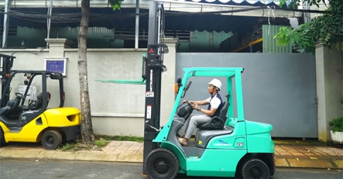 Cho thuê xe nâng hạ tại Bắc Ninh