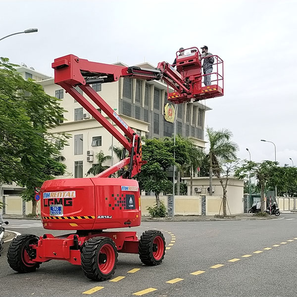 Xe nâng người boom lift LGMG A14JE