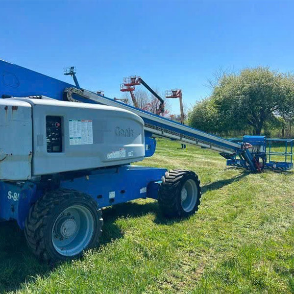 Xe nâng người Genie S-125