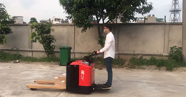 Xe nâng tay điện tại Bắc NInh